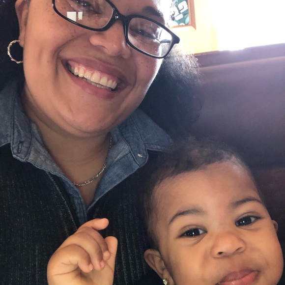 Meet your Posher, Erica - Picture 3 of 6